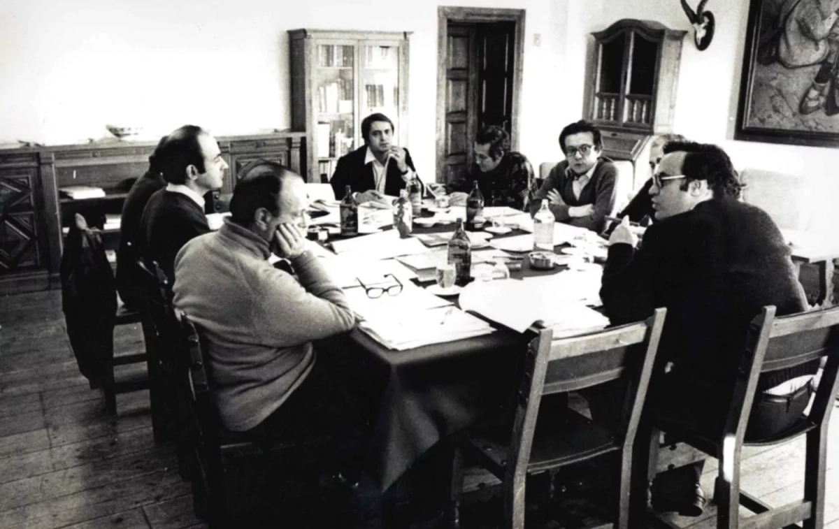Manuel Fraga Iribarne, Gregorio Peces Barba, Gabriel Cisneros, Miguel Herrero de Miñón, Jordi Solé T Manuel Fraga Iribarne, Gregorio Peces Barba, Gabriel Cisneros, Miguel Herrero de Miñón, Jordi Solé T
