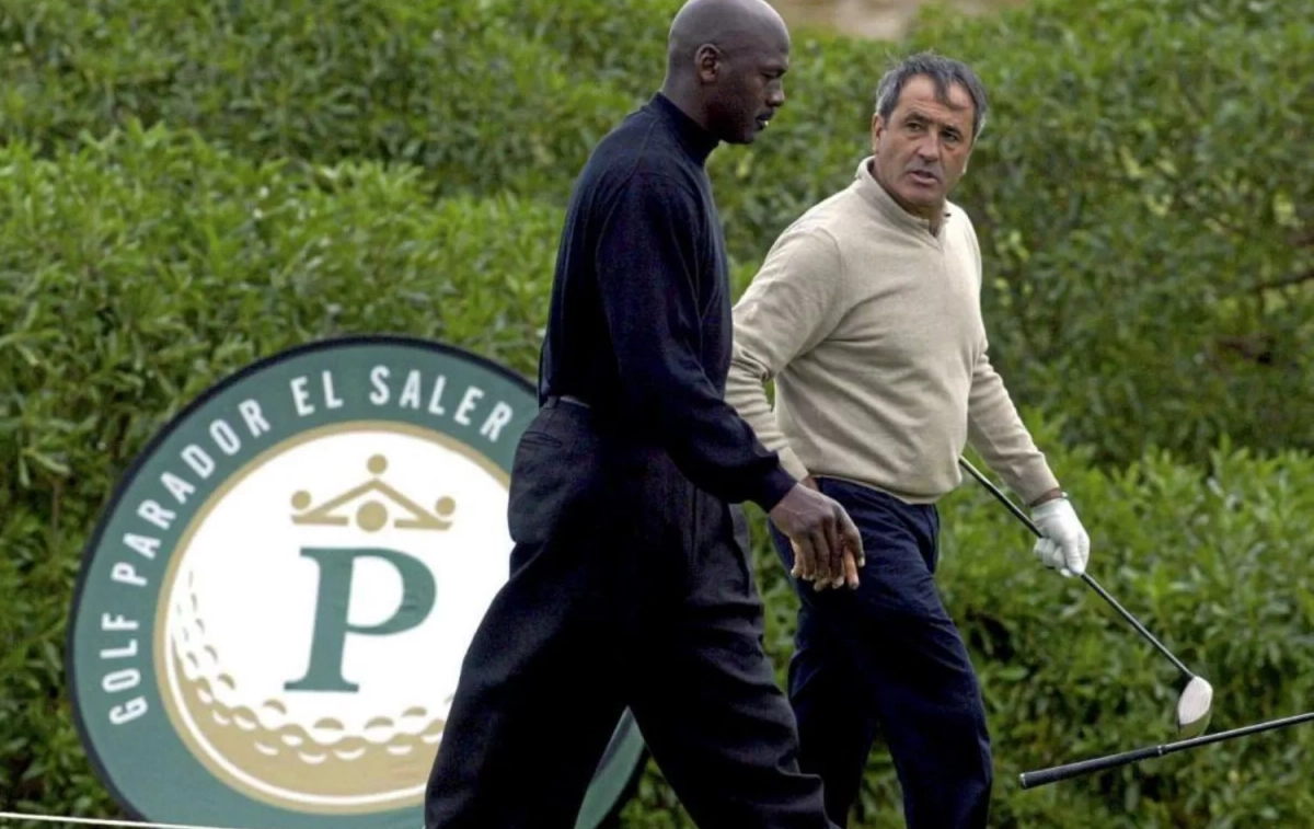 Michael Jorda y Severiano Ballesteros jugando al golf en el Parador de El Saler Michael Jorda y Severiano Ballesteros jugando al golf en el Parador de El Saler