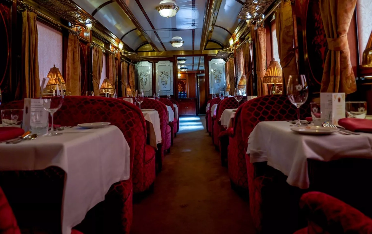 Imagen del interior del tren de lujo Al Andalus Eduardo Briones EP (1) Imagen del interior del tren de lujo Al Andalus Eduardo Briones EP (1)