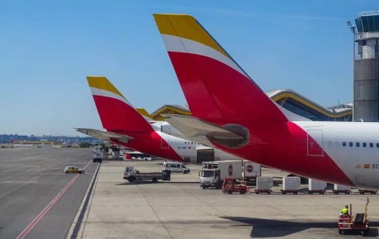 Varios aviones de Iberia / UNSPLASH Varios aviones de Iberia / UNSPLASH