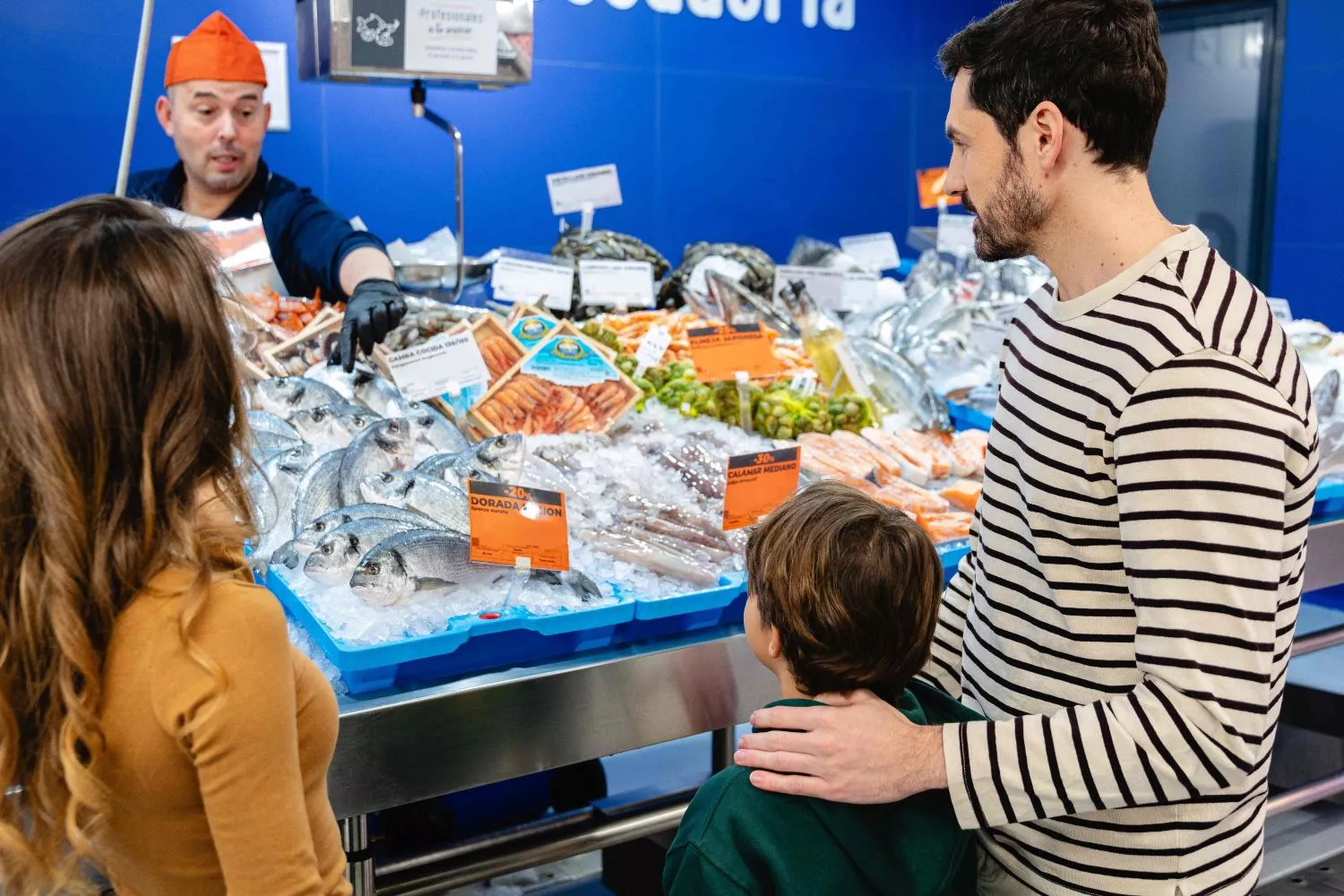 Pescadería de supermercados Dia / EP