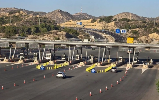 La autopista AP 7 Circunvalación de Alicante, en una imagen de archivo La autopista AP 7 Circunvalación de Alicante, en una imagen de archivo