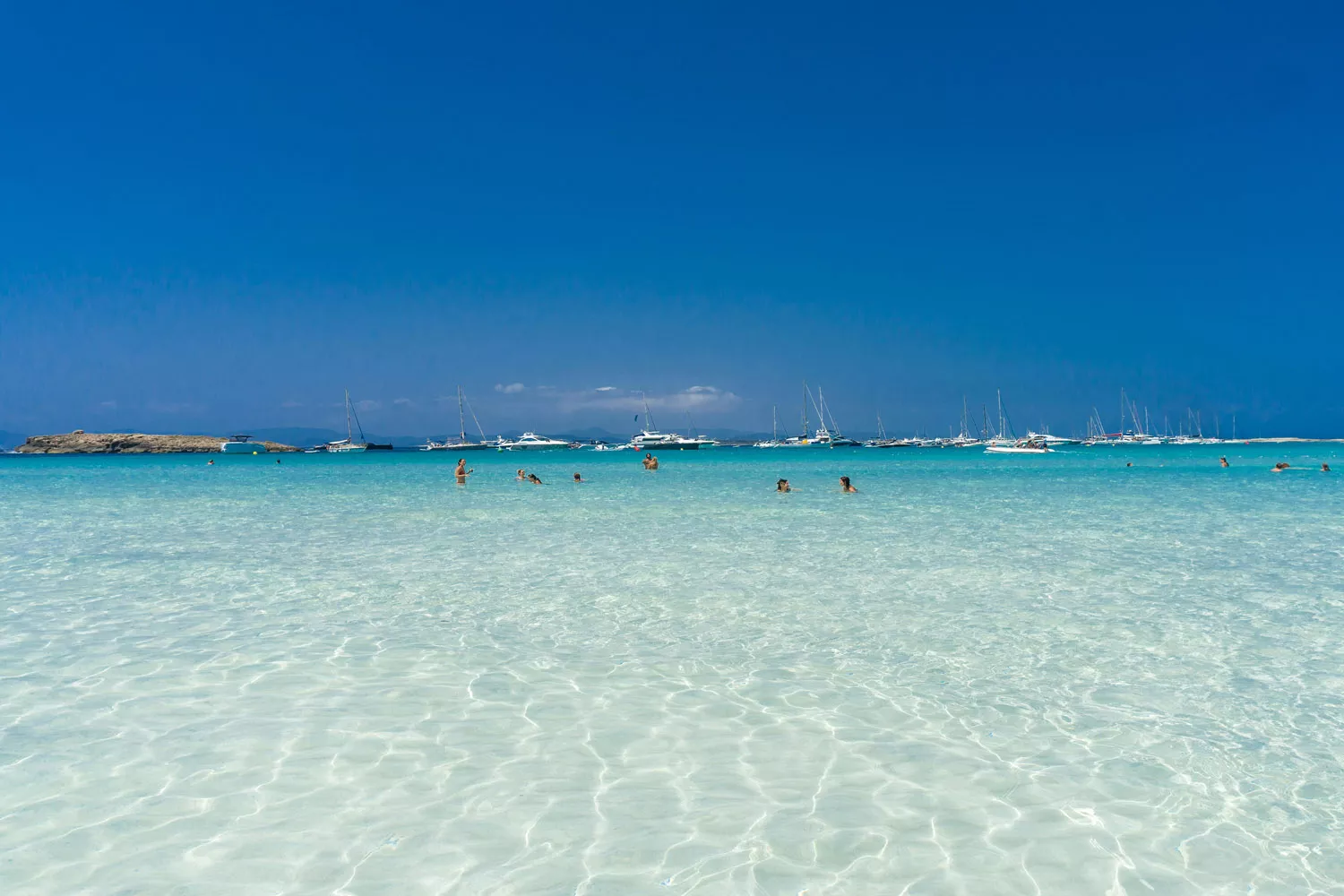 Ses Illetes, en Formentera, es la mejor playa de Europa, según los usuarios de Waynabox / PEXELS Ses Illetes, en Formentera, es la mejor playa de Europa, según los usuarios de Waynabox / PEXELS