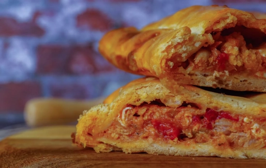 Empanada de atún/ CANVA Empanada de atún/ CANVA