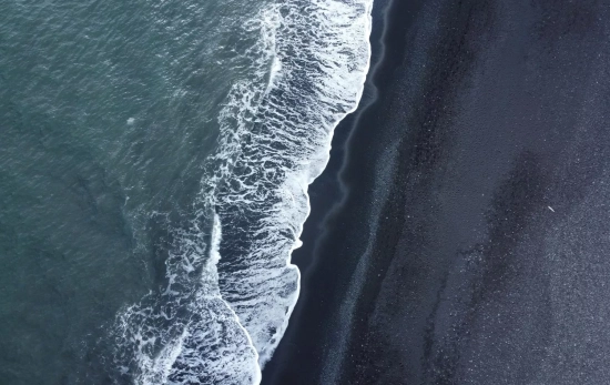 Una playa de arena negra PEXELS Una playa de arena negra PEXELS