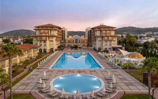 El hotel Radisson Blu Resort & Spa RADISSON BLU El hotel Radisson Blu Resort & Spa RADISSON BLU