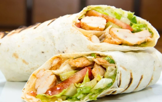 Wrap frío de pollo/ CANVA Wrap frío de pollo/ CANVA