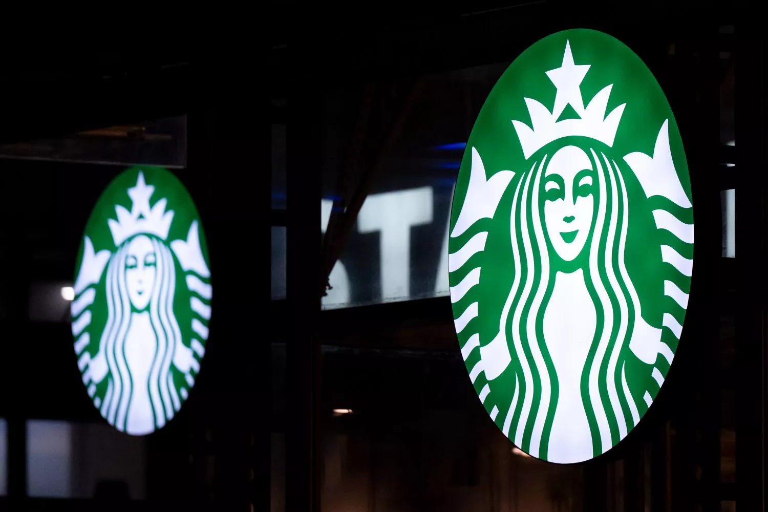 Una cafetería de Starbucks / EUROPA PRESS