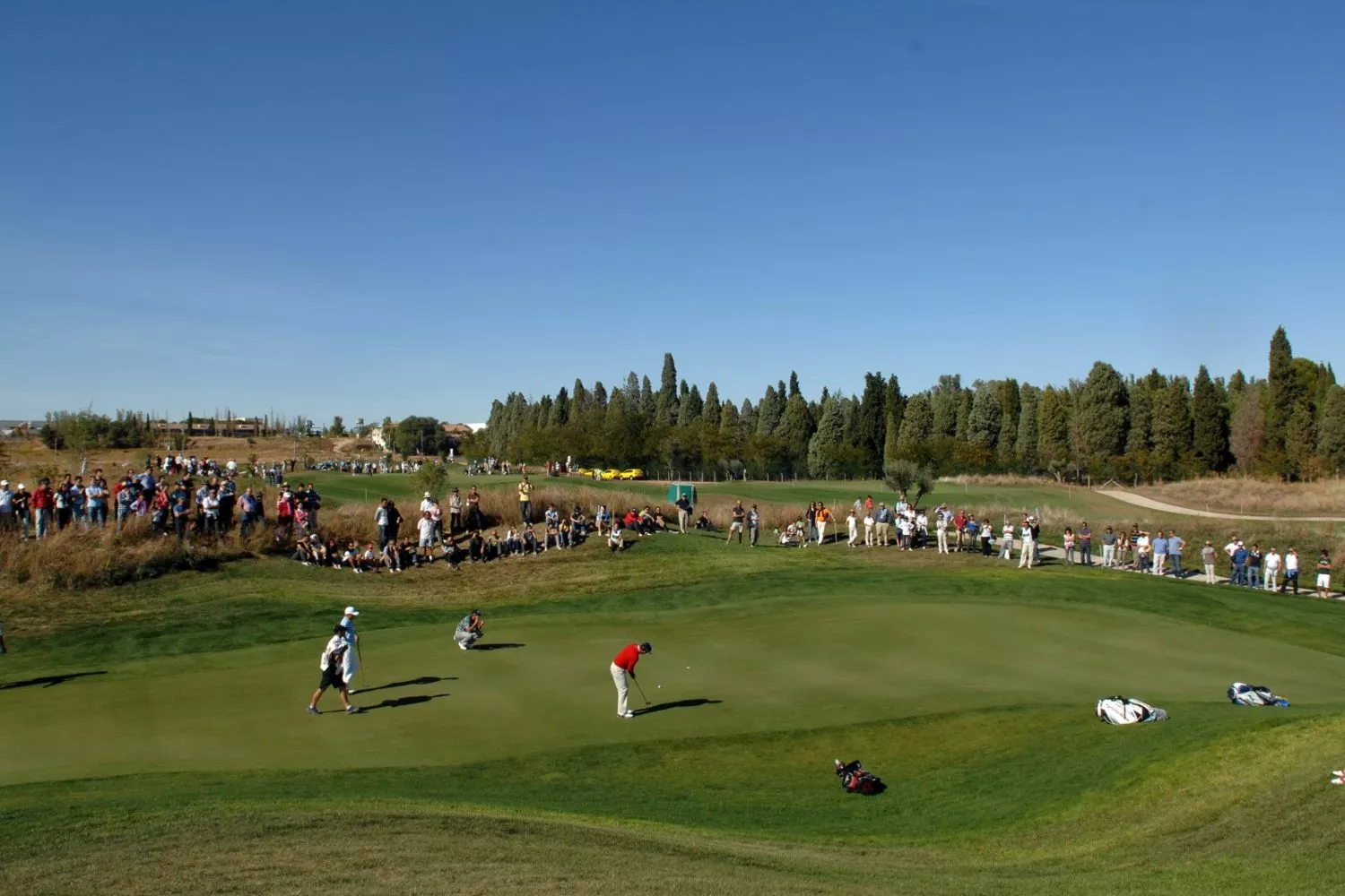 Un partido de golf con público / EL ENCÍN Un partido de golf con público / EL ENCÍN