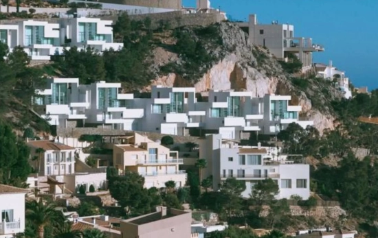 Altea Hills en vista aérea/ IDEALISTA Altea Hills en vista aérea/ IDEALISTA