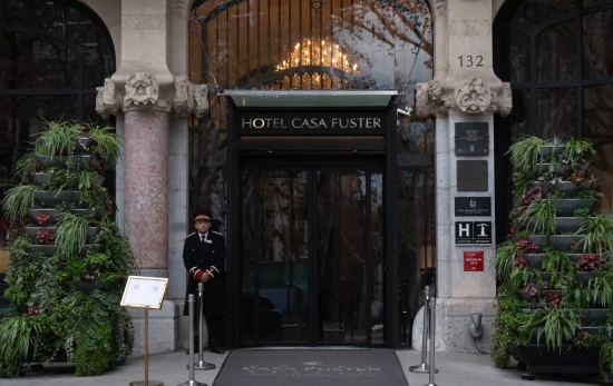 Fachada del Hotel Casa Fuster, en el Paseo de Gracia / DAVID ZORRAKINO - EUROPA PRESS Fachada del Hotel Casa Fuster, en el Paseo de Gracia / DAVID ZORRAKINO - EUROPA PRESS