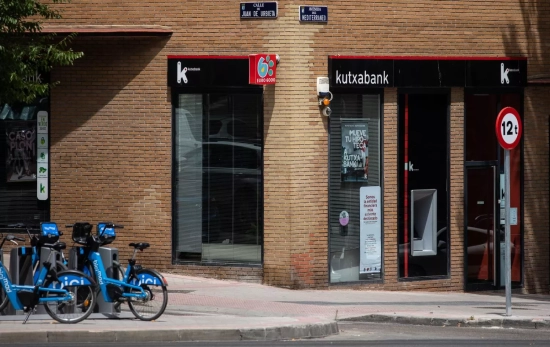 Una oficina de Kutxabank / EUROPA PRESS - ALEJANDRO MARTINEZ VELEZ Una oficina de Kutxabank / EUROPA PRESS - ALEJANDRO MARTINEZ VELEZ