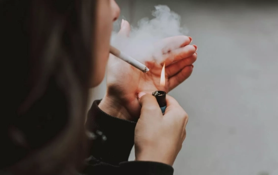Una persona fumadora / PEXELS Una persona fumadora / PEXELS