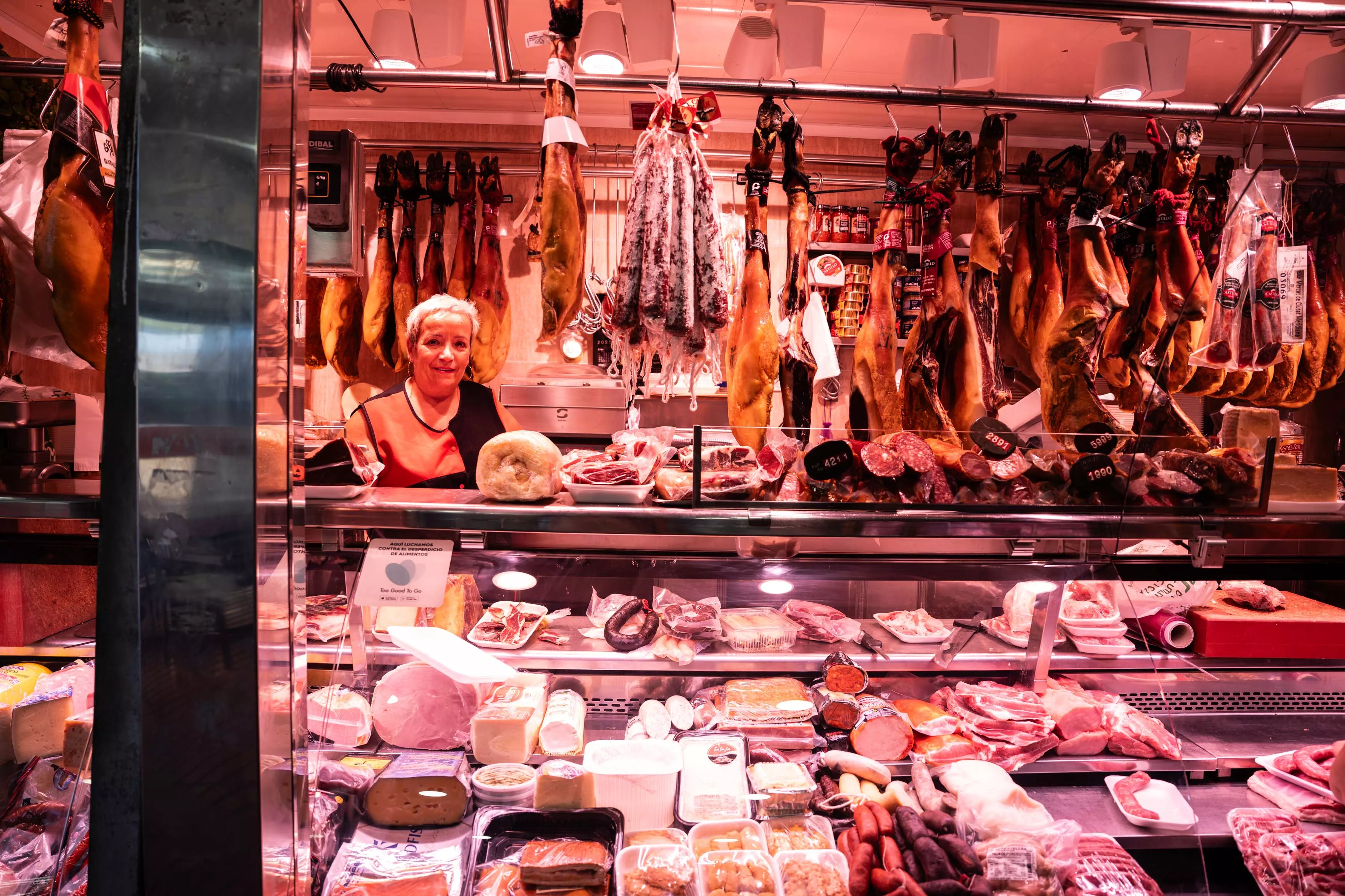 El Mercat de Ciutat Meridiana, donde también se nota la subida de la inflación / SIMÓN SÁNCHEZ