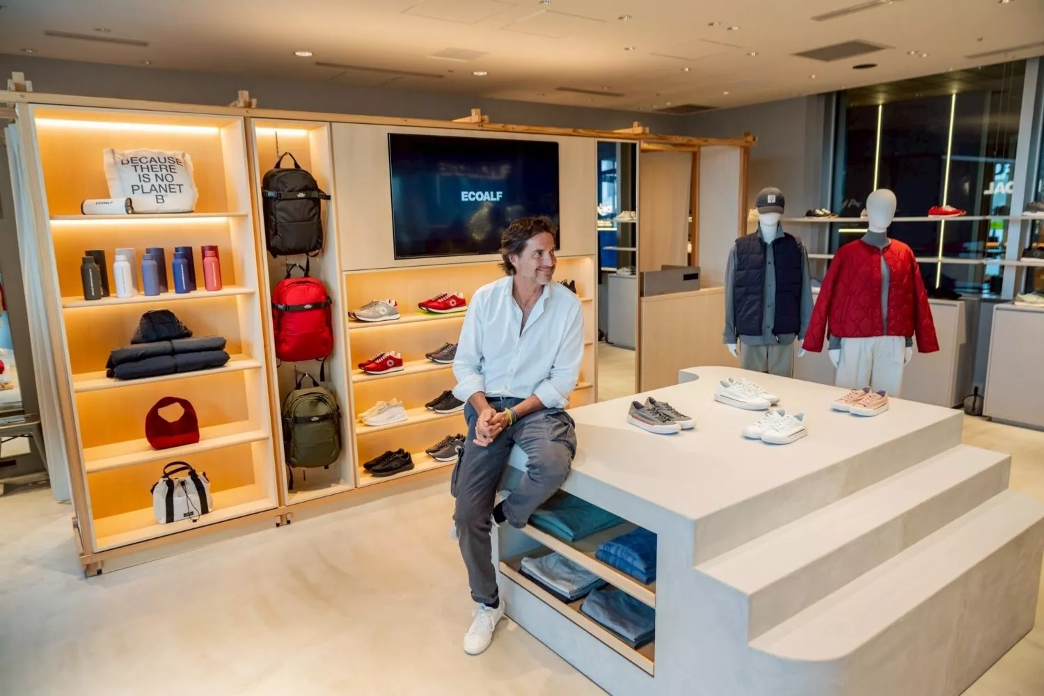 Javier Goyeneche en nueva tienda de Ecoalf / EP 