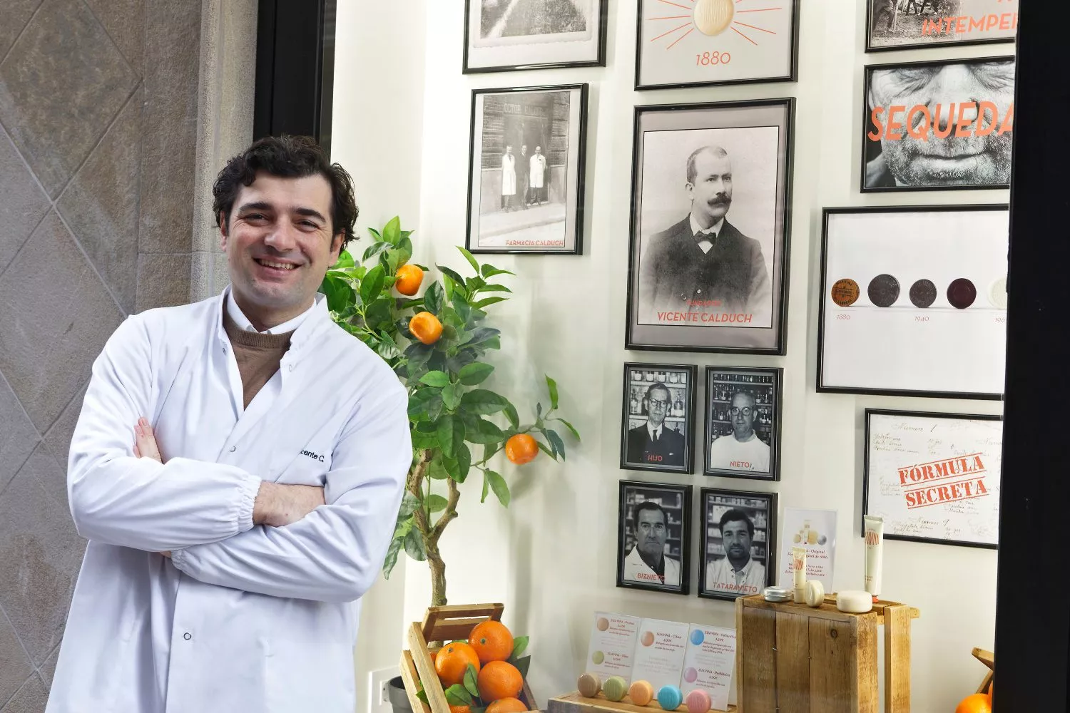 Vicente Calduch Bellés, actual CEO de Dermo Suavina, la marca con el labial más antiguo de España / CEDIDA