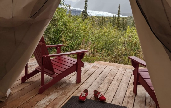 Vista desde la cabaña de un camping en el norte/ CANVA Vista desde la cabaña de un camping en el norte/ CANVA