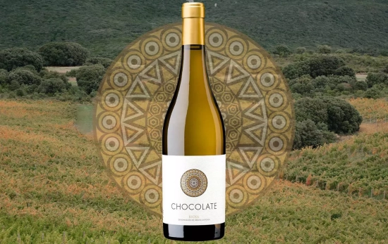 La botella de Chocolate / ARTEVINO