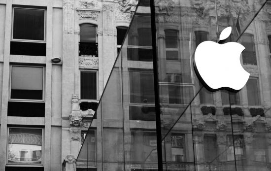 Un establecimiento de Apple donde se venden iPhones, iPads y mucha más tecnología / UNSPLASH Un establecimiento de Apple donde se venden iPhones, iPads y mucha más tecnología / UNSPLASH