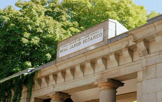 Entrada al Jardín Botánico de Madrid / UNSPLASH Entrada al Jardín Botánico de Madrid / UNSPLASH