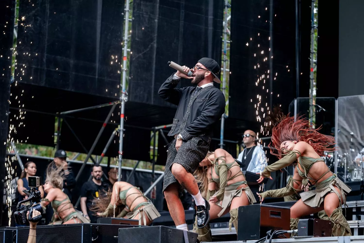 El cantante Manuel Turizo durante un concierto por el Día de la Hispanidad en 2024 / EUROPA PRESS - A.PEREZ MECA