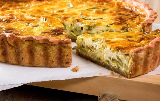 Quiche Lorraine de puerros y huevo/ CANVA Quiche Lorraine de puerros y huevo/ CANVA
