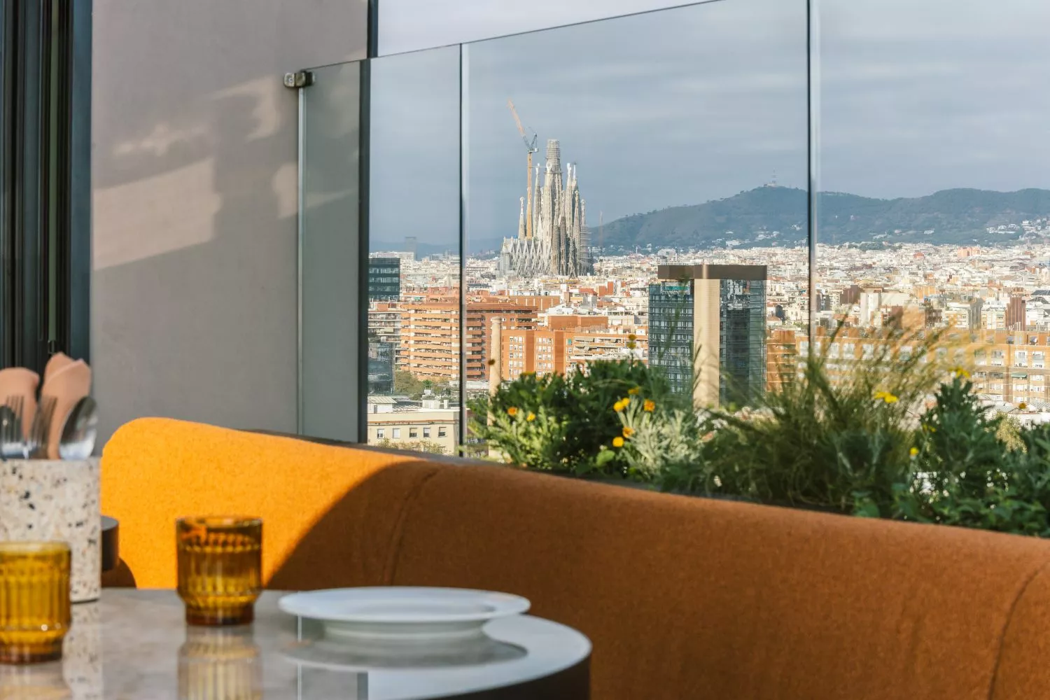 Terraza del SíSí con vistas a la Sagrada Familia / CEDIDA