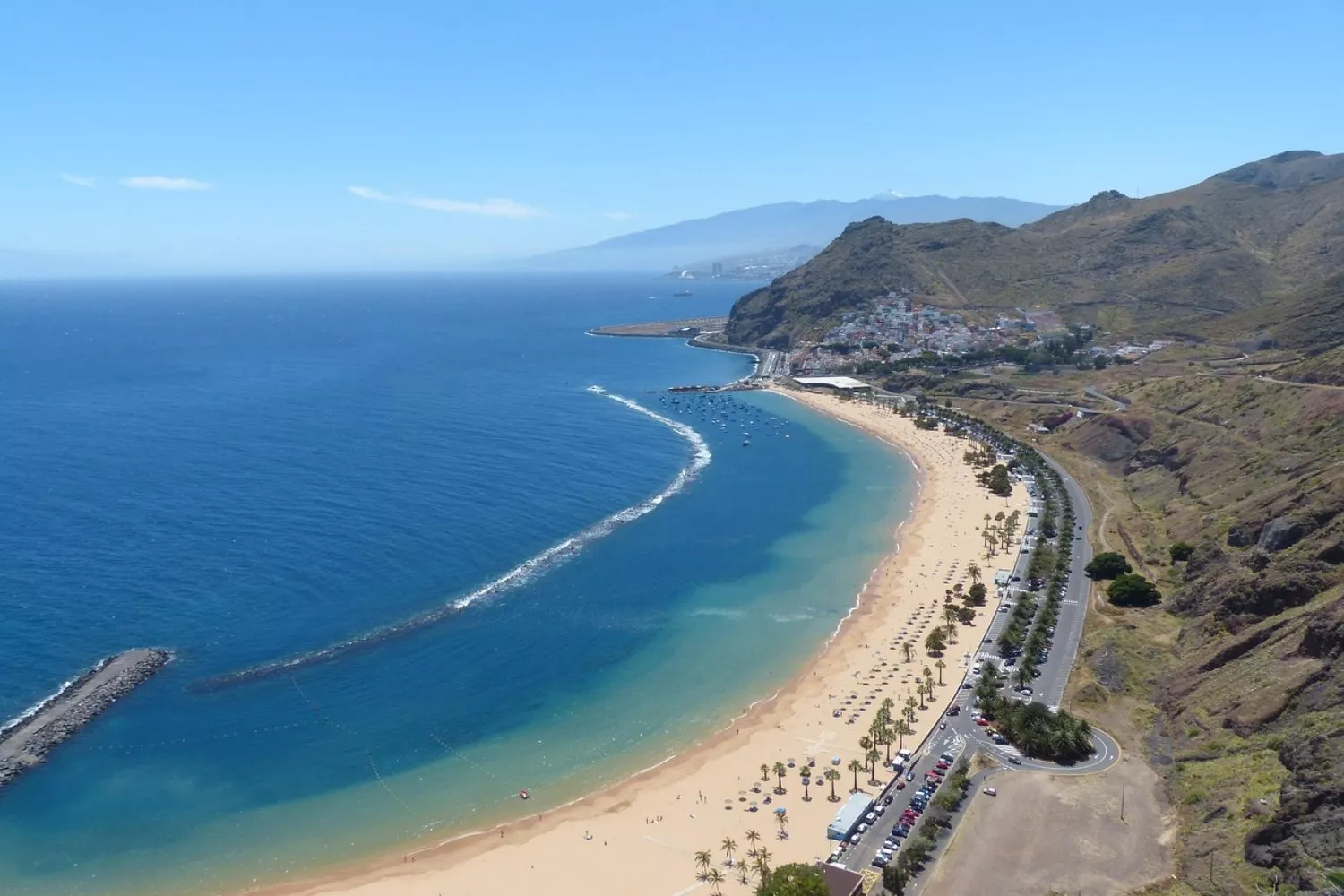 Playa de Las Teresitas, en Santa Cruz de Tenerife   PIXABAY Playa de Las Teresitas, en Santa Cruz de Tenerife   PIXABAY