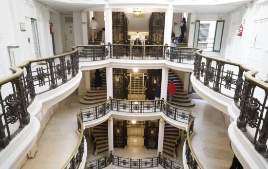 El edificio de Antonio Palacios en la calle Mayor 4 se transformará en hotel El edificio de Antonio Palacios en la calle Mayor 4 se transformará en hotel