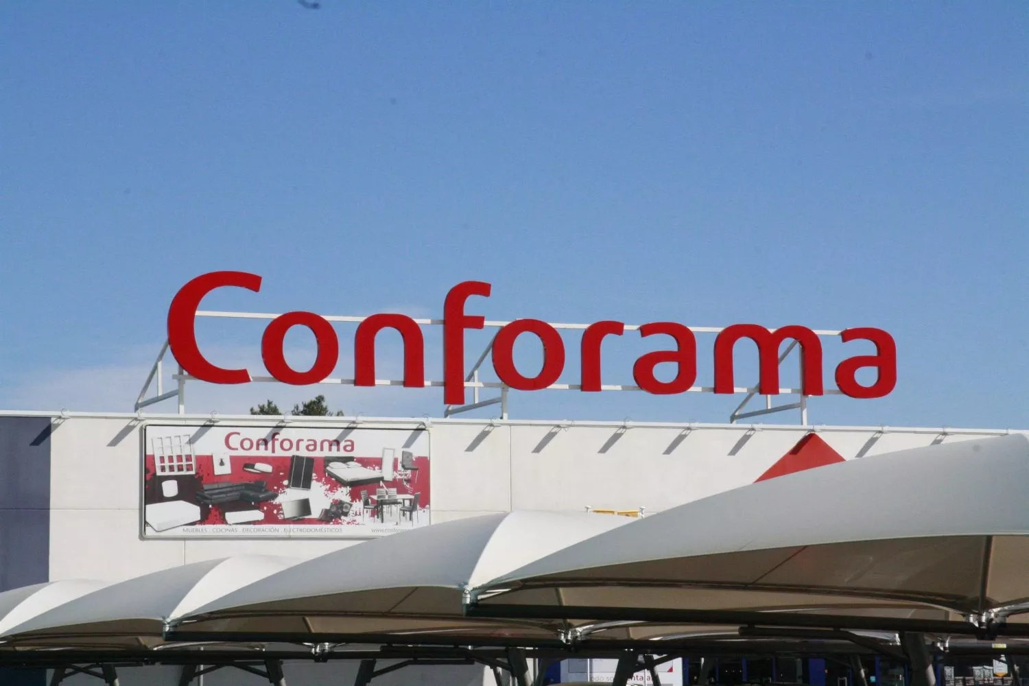 Una tienda de Conforama   EP Una tienda de Conforama   EP