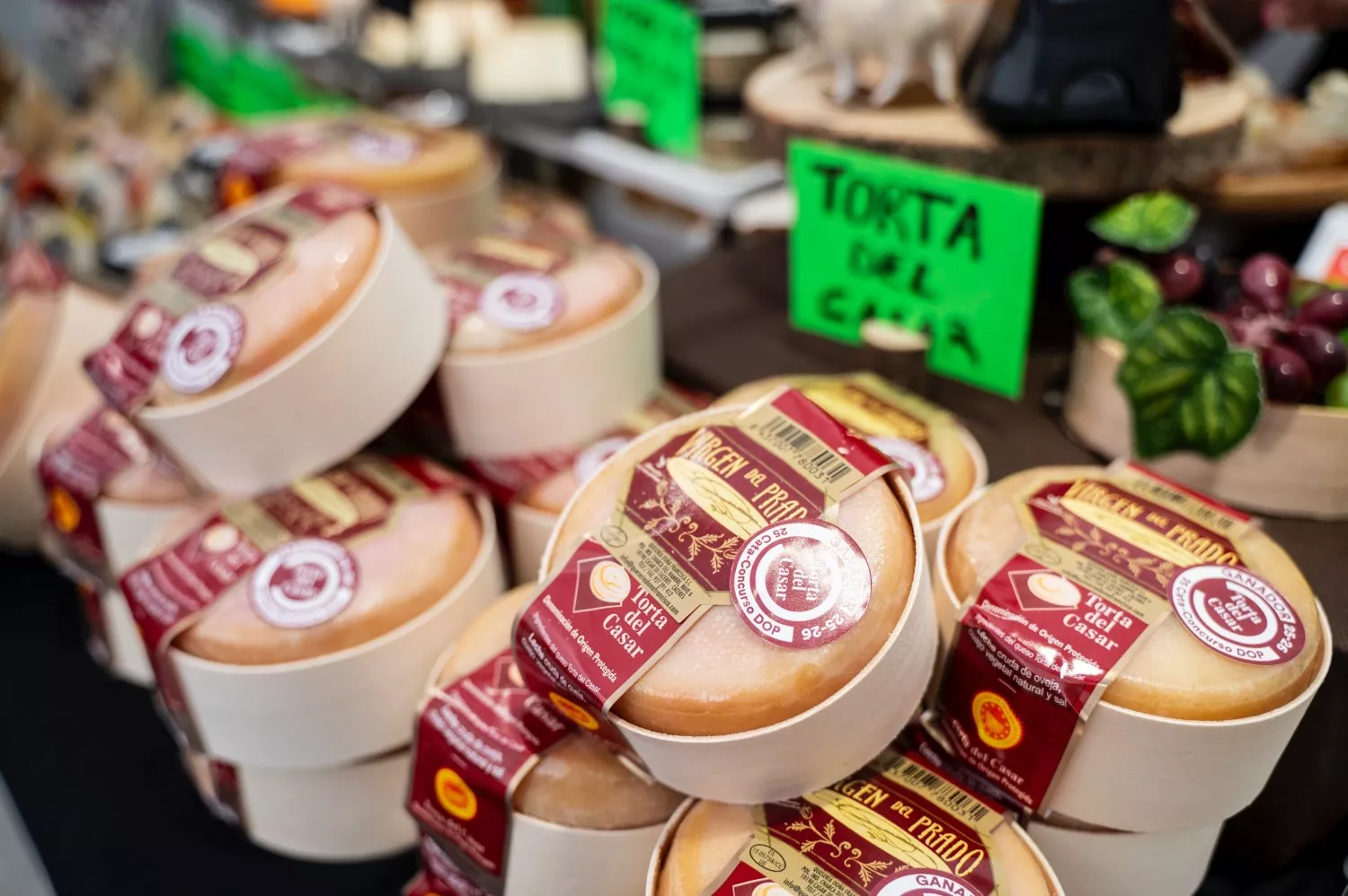 Quesos de Torta del Casar (2)