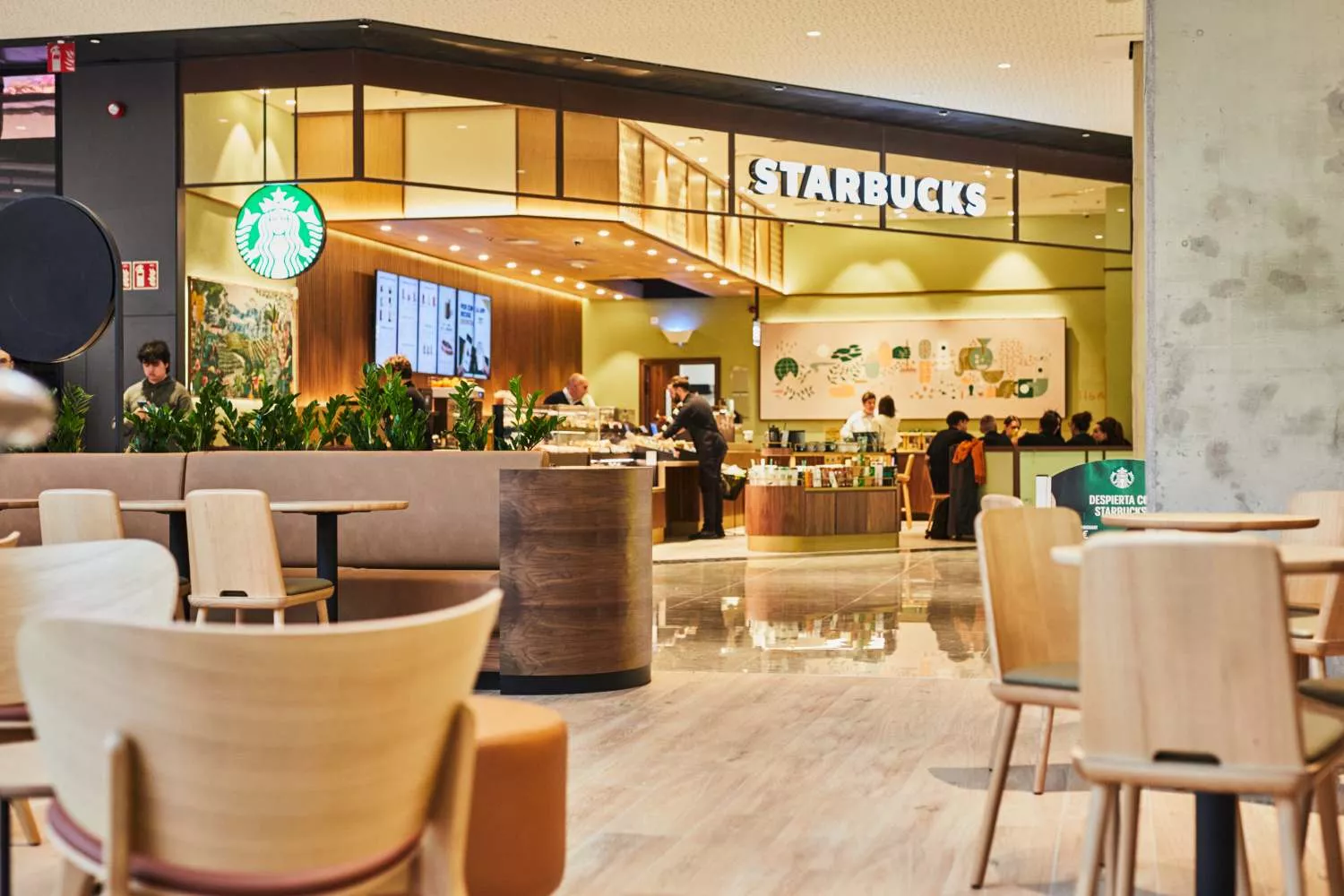 Nuevo Starbucks inaugurado en A Coruña   CEDIDA