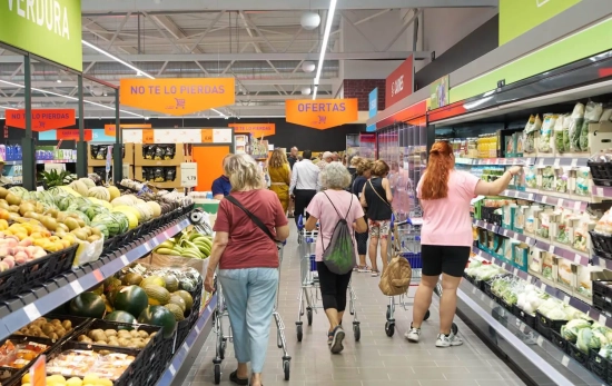 Interior de un supermercado Aldi / ALDI Interior de un supermercado Aldi / ALDI