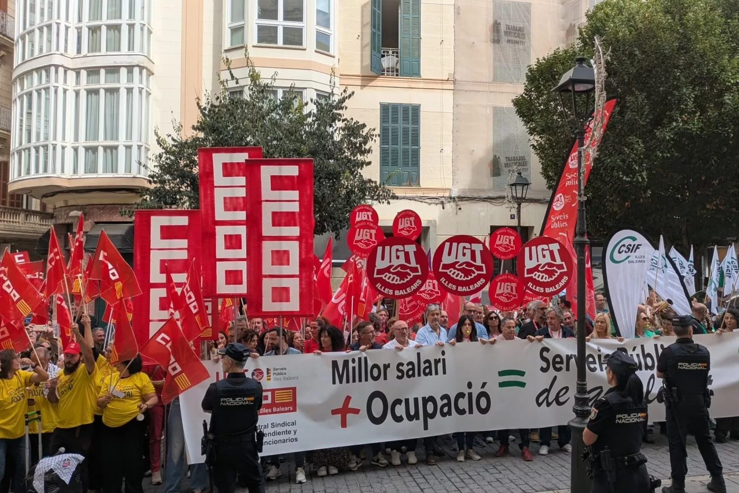 Protesta de empleados públicos por la subida salarial a los funcionarios en España / CCOO - EP