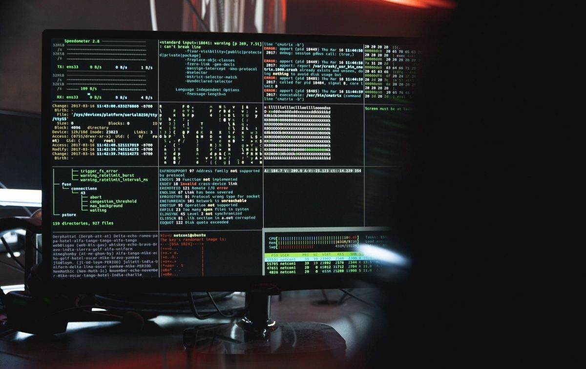 Pantalla de ordenador de un ciberdelincuente / PEXELS Pantalla de ordenador de un ciberdelincuente / PEXELS