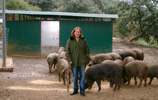 Chelo Gámez en la finca de Pujarre durante los inicios de Dehesa Monteros DEHESA MONTEROS Chelo Gámez en la finca de Pujarre durante los inicios de Dehesa Monteros DEHESA MONTEROS