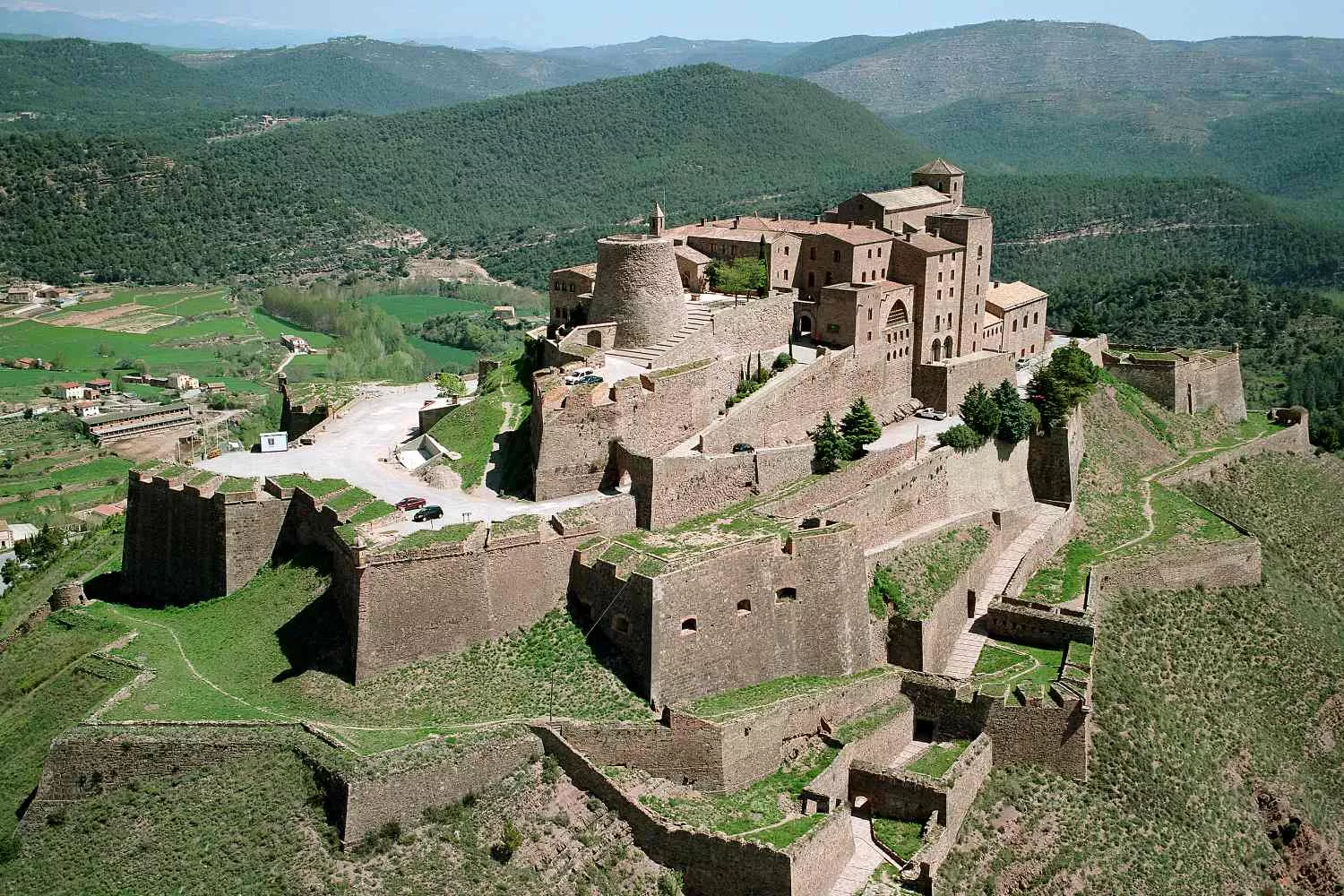 El Parador de Cardona / PARADORES