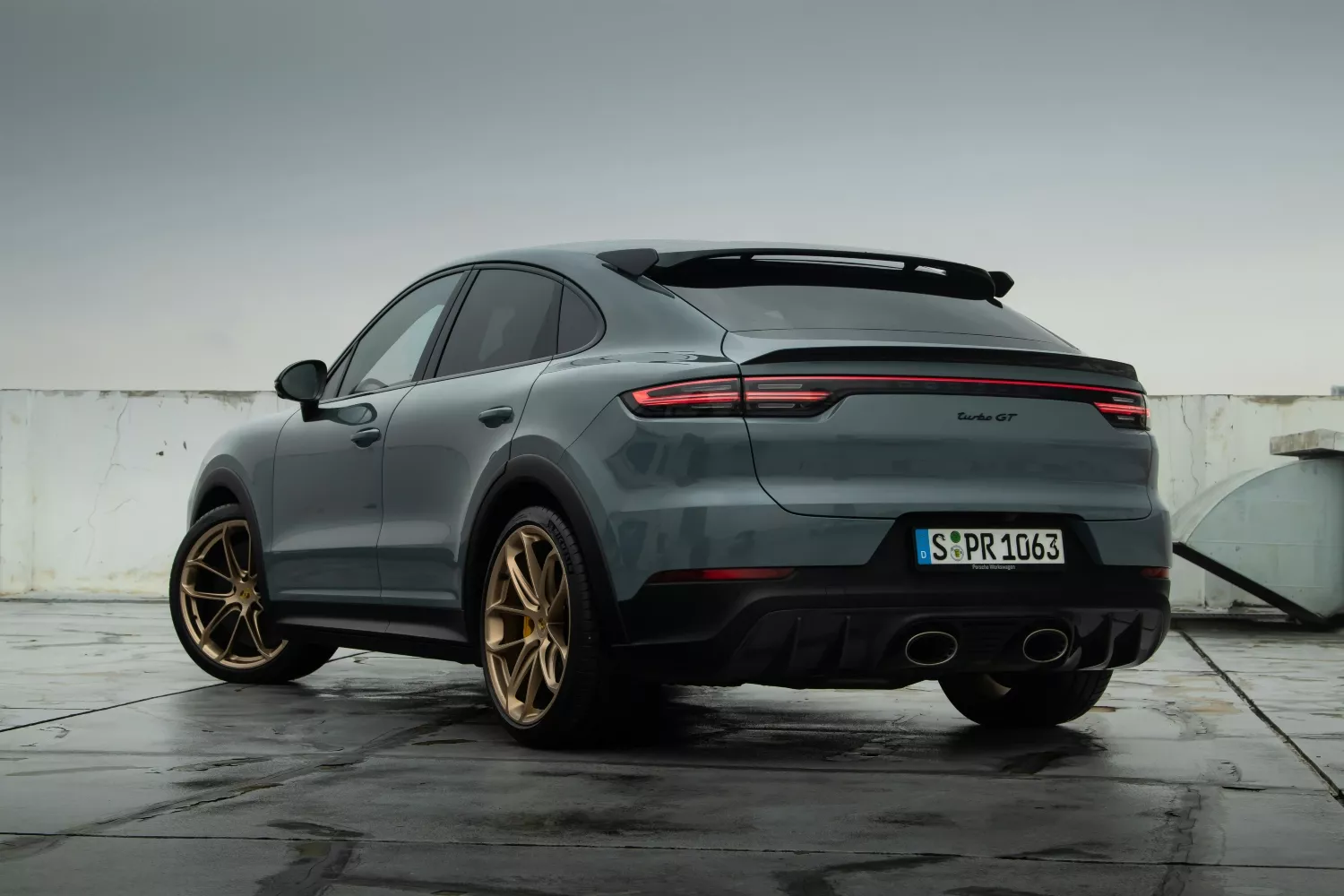 Un Porsche Cayenne turbo GT / UNSPLASH