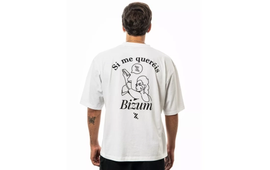 Una de las camisetas / LA BIZUMERIA Una de las camisetas / LA BIZUMERIA