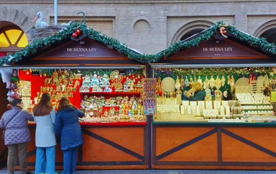 Puestos de mercadillo de Navidad de Zaragoza/ espanaxdescubrir