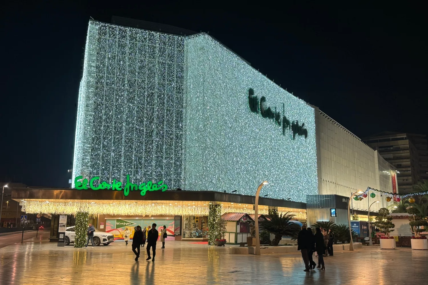 Un establecimiento de El Corte Inglés   WIKIMEDIA COMMONS