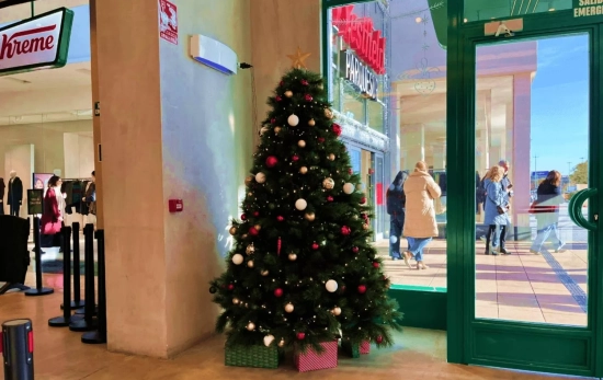 Un árbol de Navidad / KRISPY KREAM