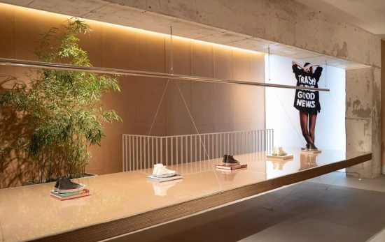 Interior de la tienda de Ecoalf de San Sebastián Interior de la tienda de Ecoalf de San Sebastián