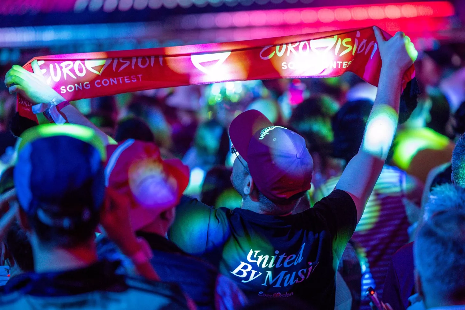 Un eurofan durante Eurovisión   Jens Büttner   EP