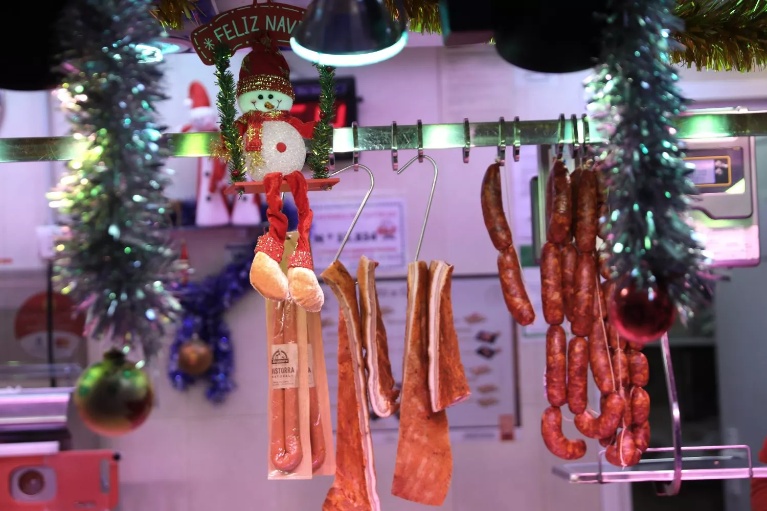 Embutidos de cerdo en Navidad   Isabel Infantes   EP