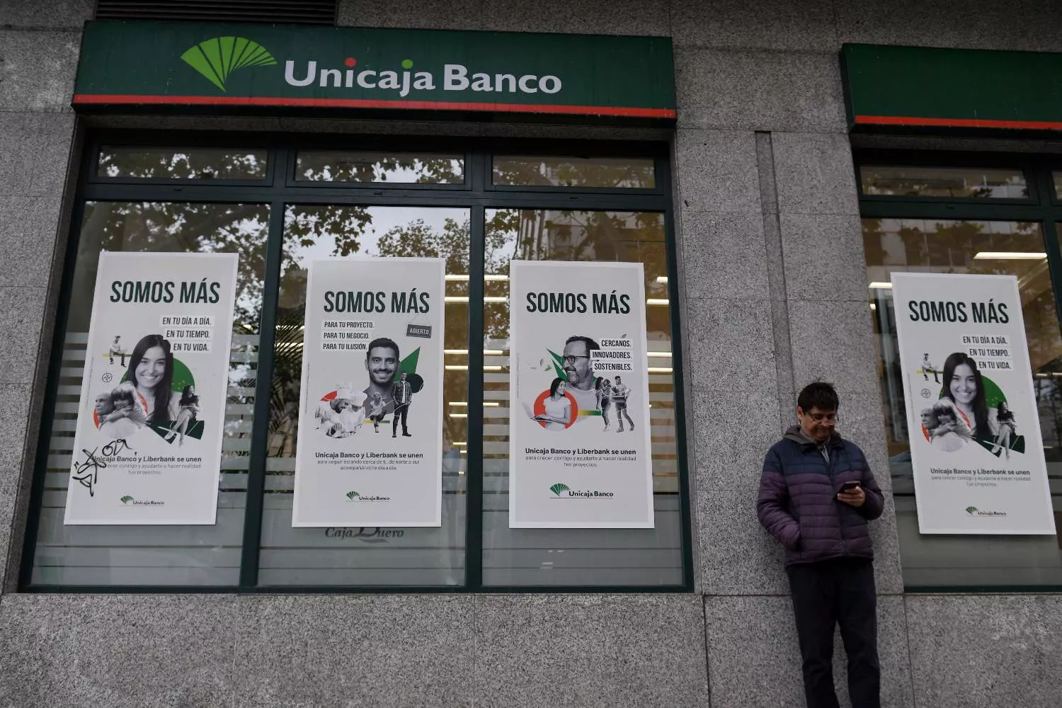Una de las oficinas de Unicaja Banco / EUROPA PRESS - FERNANDO SANCHEZ