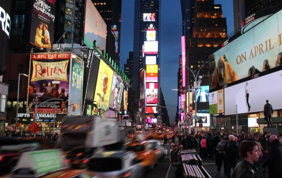Times Square de Nueva York/ CANVA