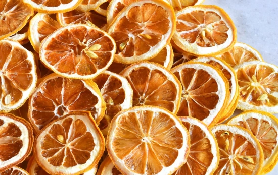 Naranja y limón deshidratados/ CANVA Naranja y limón deshidratados/ CANVA