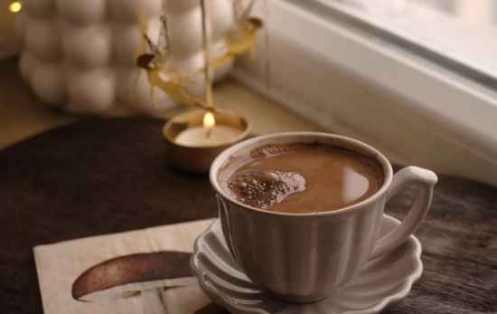 Chocolate a la taza/ CANVA