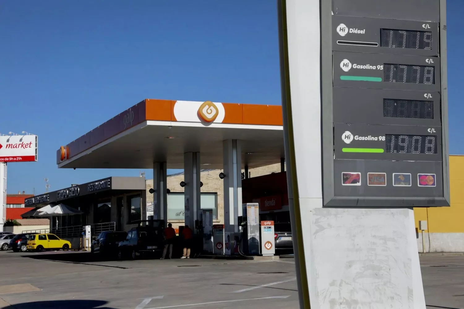 Una gasolinera de Galp / Carlos García - EFE